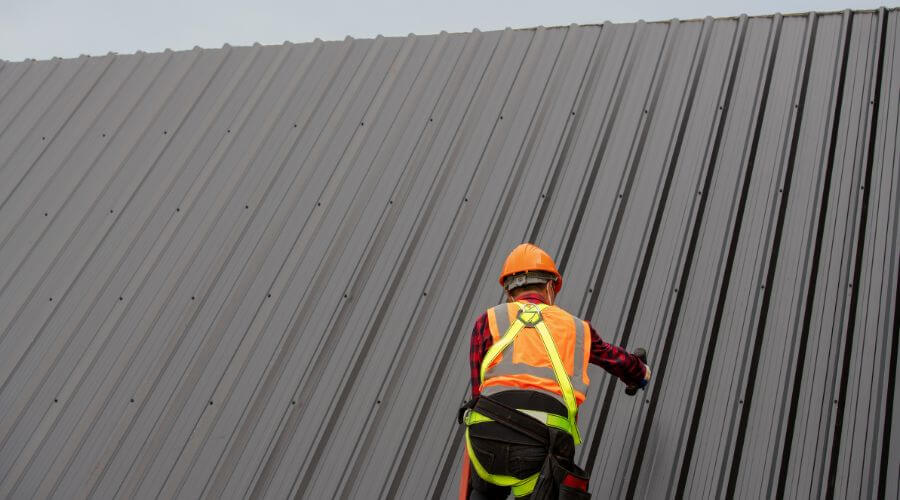 Professional metal roof installation services in Tuolumne, CA